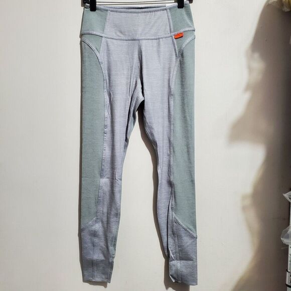 Nike Women's Sz M Dri-FIT One Luxe Leggings Pants Gray DD4553-073 NWT - Picture 1 of 14